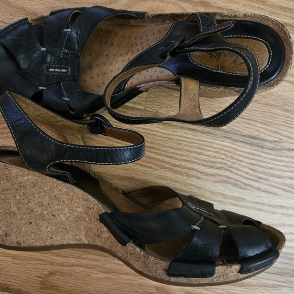 Clark's wedge sandals - Picture 1 of 4